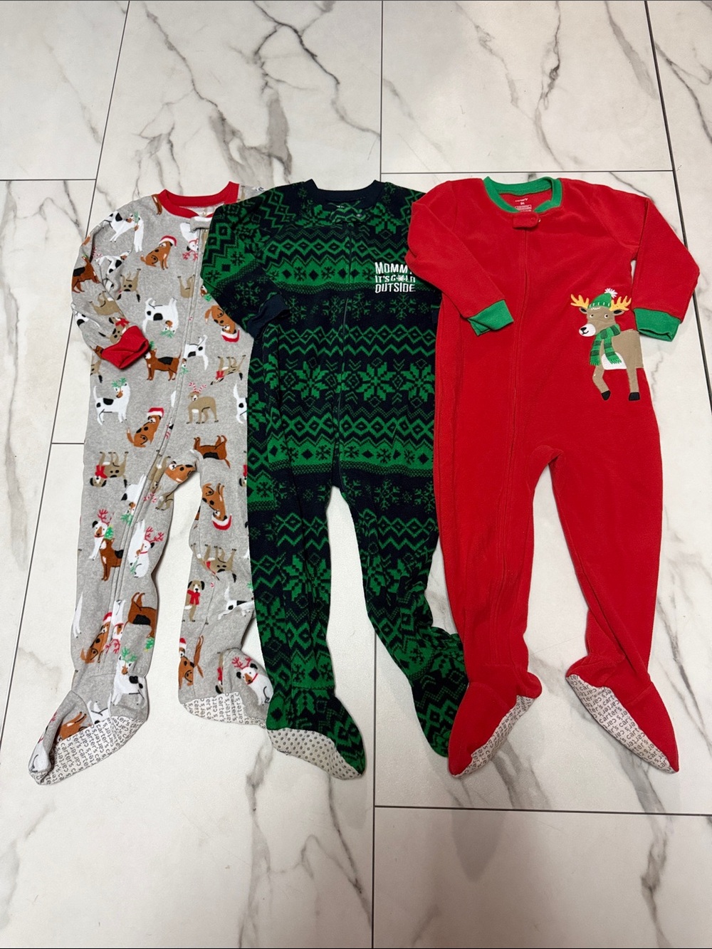 Carter's Red, Green, Gray Holiday Footed Pajama Trio - Boys 3T
